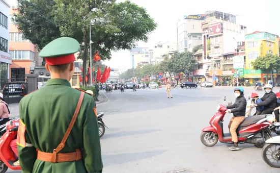 CSGT Hà Nội tăng cường lực lượng đảm bảo an toàn giao thông cho chuỗi sự kiện kỷ niệm lớn