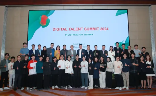 Vinh danh các tài năng công nghệ trẻ tại Vietnam Digital Talents Summit 2024