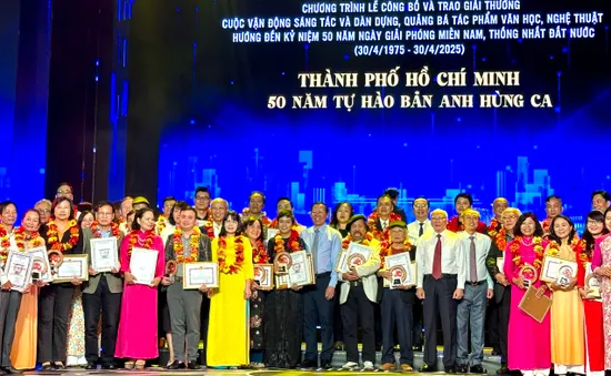 TP Hồ Chí Minh vinh danh các tác phẩm tiêu biểu trong cuộc vận động sáng tác “50 năm - Tự hào bản anh hùng ca”