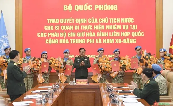 Việt Nam cử thêm 8 sĩ quan tham gia gìn giữ hòa bình tại phái bộ UNMISS và MINUSCA