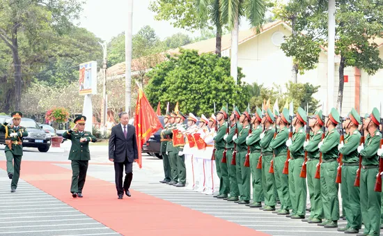 Tổng Bí thư Tô Lâm thăm, làm việc tại Bộ Chỉ huy quân sự tỉnh Bình Dương