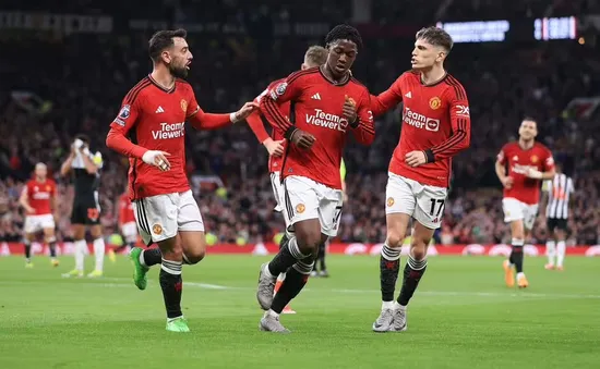 Kobbie Mainoo và Garnacho rời MU? hé lộ sóng ngầm đáng lo ngại tại Old Trafford