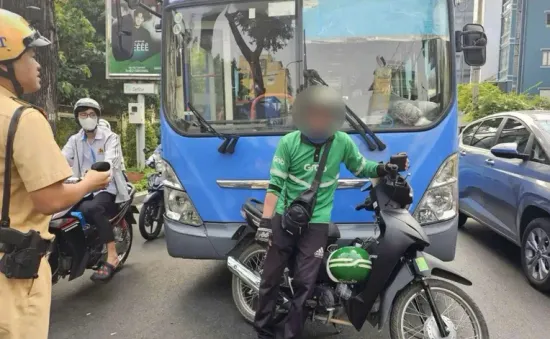 Triệu tập nhân viên xe bus đánh tài xế công nghệ ở TP Hồ Chí Minh