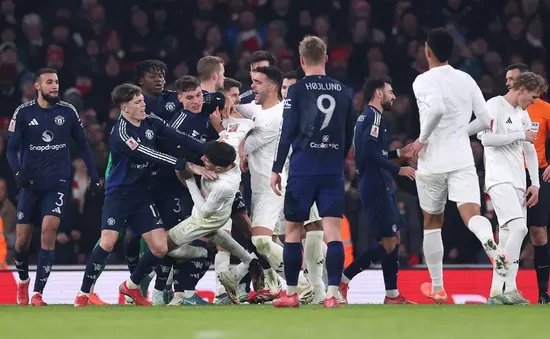 Harry Maguire "thắp lửa" trận đại chiến Arsenal vs Man Utd: Hỗn loạn và kịch tính tại FA Cup