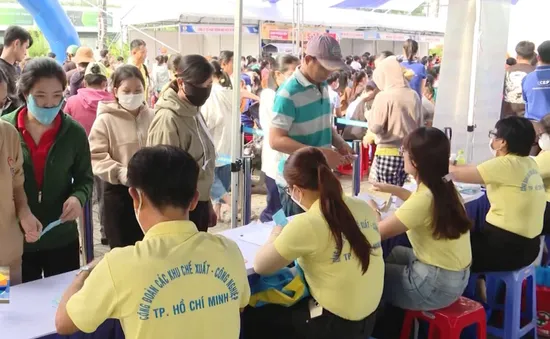 TP Hồ Chí Minh: Nhiều hoạt động chăm lo Tết Nguyên đán Ất Tỵ cho người lao động