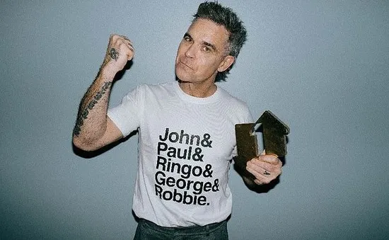 Robbie Williams tạo nên lịch sử bảng xếp hạng Anh