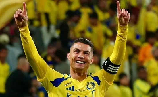 Ronaldo là VĐV thể thao giàu nhất năm 2024