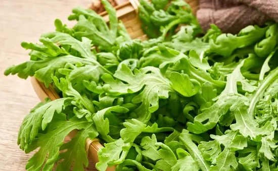 Đổi vị với 2 món ngon từ rau cải cúc