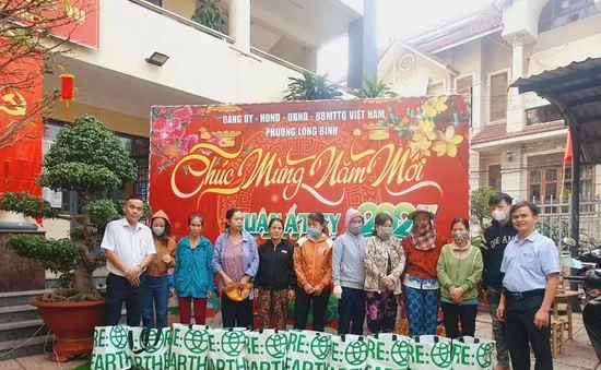 LOTTE Mart nối dài hành trình nhân ái đến cộng đồng