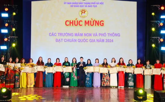 Hà Nội có thêm 412 trường học đạt chuẩn quốc gia