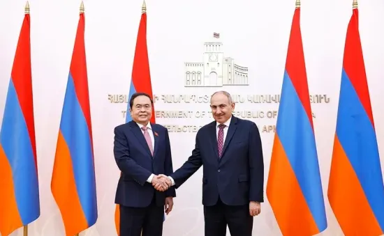 Chủ tịch Quốc hội Trần Thanh Mẫn hội kiến Thủ tướng Armenia