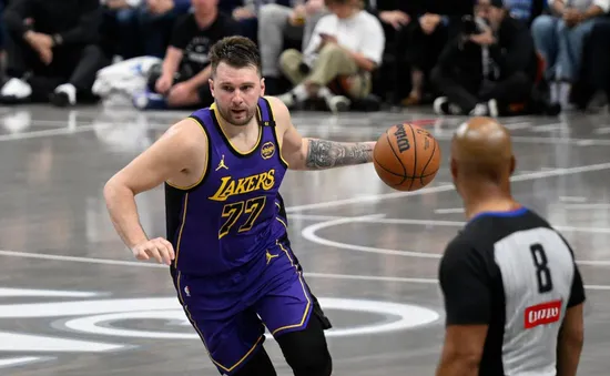Luka Doncic chơi bùng nổ trong lần đầu gặp lại Dallas Mavericks