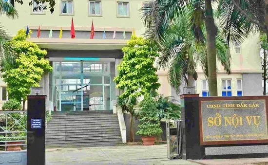 Nhiều huyện ở Đắk Lắk dừng thi tuyển viên chức giáo viên 2025