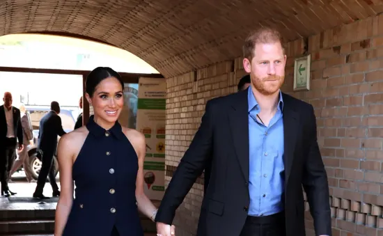 Hoàng tử Harry tiếp tục xa cách Vua Charles