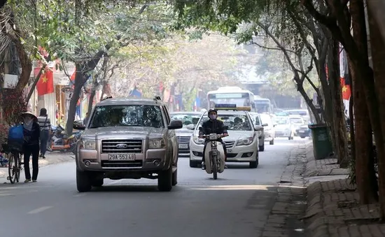 Hà Nội: Điều chỉnh tổ chức giao thông trên các tuyến phố Lê Trực và phố Thanh Báo