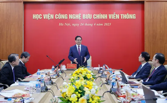 Thủ tướng Phạm Minh Chính làm việc với Học viện Công nghệ Bưu chính Viễn thông