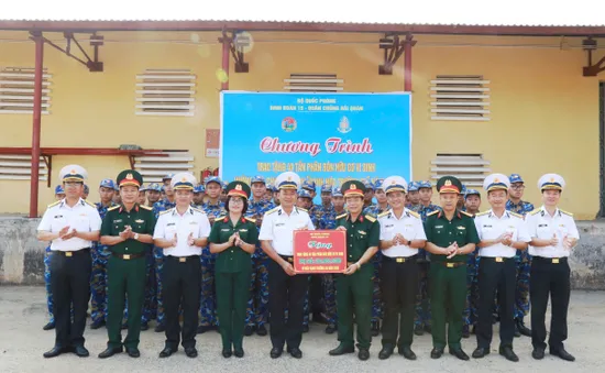 Chung tay Xanh hóa Trường Sa