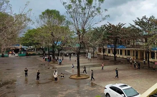 Nam sinh bị điện giật tử vong trong lúc diễn văn nghệ