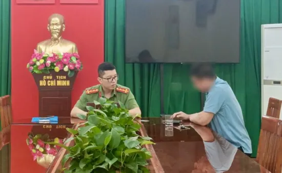 Xử lý đối tượng đăng tải thông tin xuyên tạc, sai sự thật về lễ diễu binh