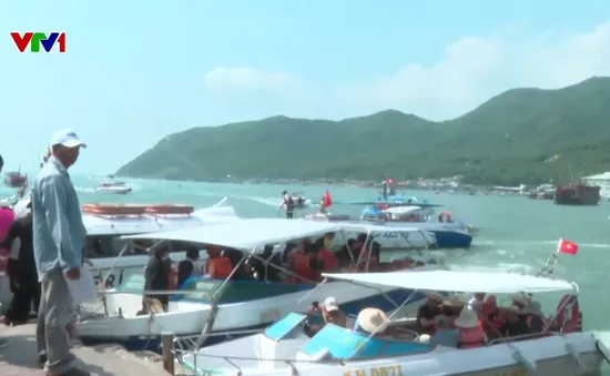 Siết chặt an toàn giao thông đường thủy dịp lễ