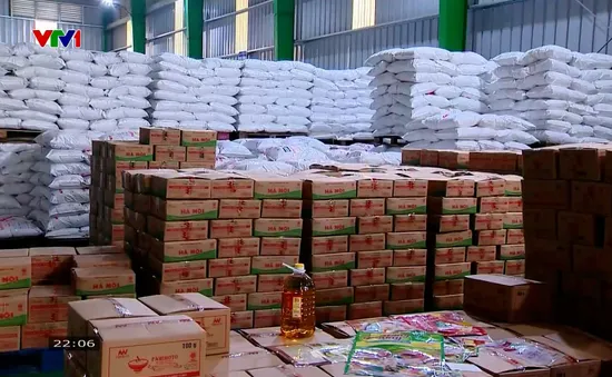 Liên tiếp phát hiện dầu ăn, sữa giả: Vì sao "qua mặt" được lực lượng chức năng?