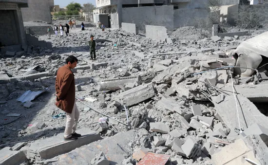 Ít nhất 15 người bị thương trong các cuộc không kích vào thủ đô Yemen