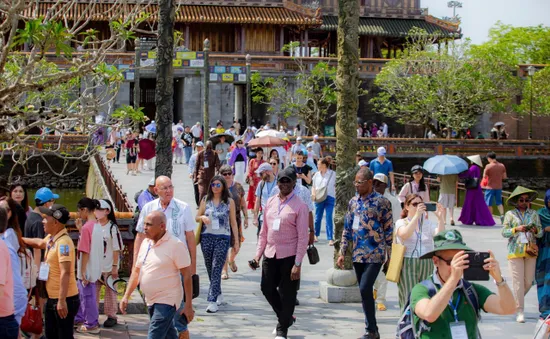 Việt Nam lọt Top 10 điểm đến tăng trưởng mạnh nhất thế giới