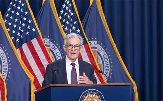 Ông Trump lại chỉ trích Chủ tịch Fed vì không cắt giảm lãi suất