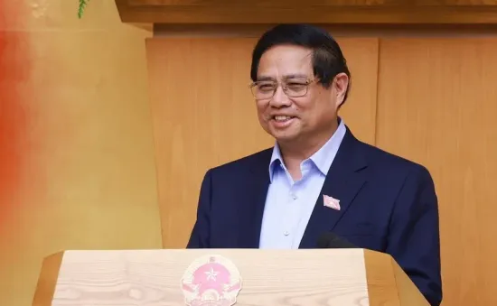 Thủ tướng: Khẩn trương bố trí kinh phí chi trả cho người xin nghỉ và dôi dư trong quá trình sắp xếp