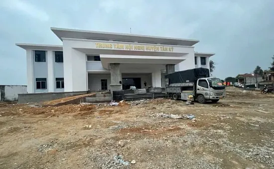 Nghệ An khẩn trương xử lý các dự án đầu tư công trước khi bỏ cấp huyện