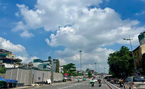 Chất lượng không khí nhiều khu vực tại Hà Nội đạt mức "xanh"