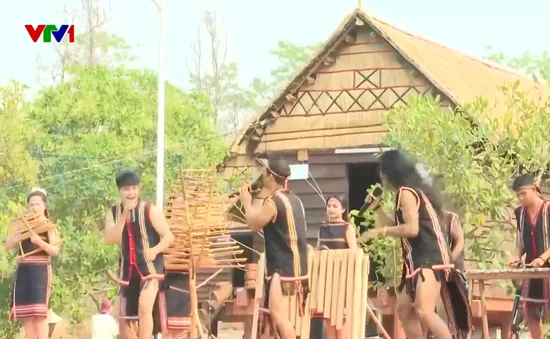 Huyền bí lễ cúng cầu mưa của người Jrai