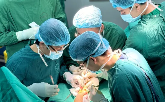 Bảo tồn bàn tay cho bệnh nhân ung thư mô liên kết hiếm gặp
