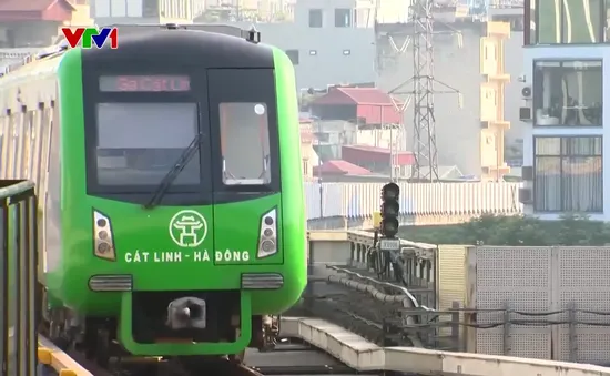 Khắc phục hiện tượng chảy nước từ điều hòa trên tàu điện Cát Linh - Hà Đông