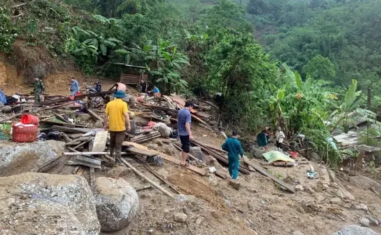 4 người chết, 3 người bị thương và gần 250 căn nhà bị hư hại do mưa lũ tại Bắc Kạn