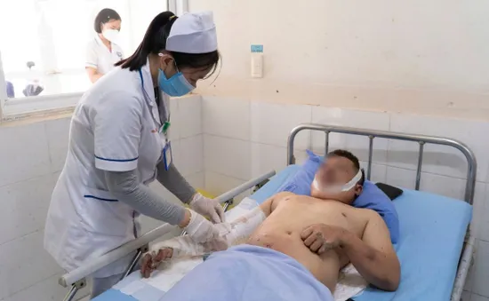 Sức khỏe 12 nạn nhân vụ nổ máy phủ ở Quảng Nam cơ bản ổn định