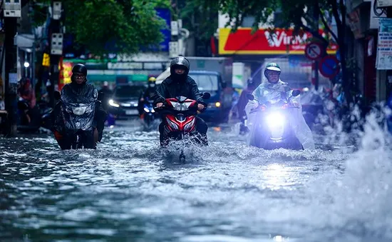 Bắc Bộ, Bắc Trung Bộ ngày nắng, chiều tối mưa lớn, có nơi trên 180 mm