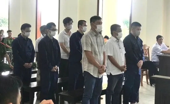 Cựu Giám đốc Trung tâm đăng kiểm ở Cần Thơ lĩnh 11 năm tù