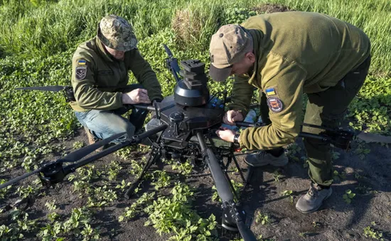 "Ukraine nên ưu tiên chiến tranh công nghệ cao thay vì giành lại lãnh thổ"