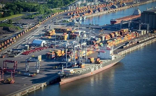 G7 cam kết cắt giảm mất cân bằng kinh tế toàn cầu