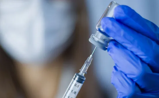 Đề xuất cho phép doanh nghiệp, bệnh viện nhập khẩu vaccine COVID-19 chủ động ứng phó dịch bệnh
