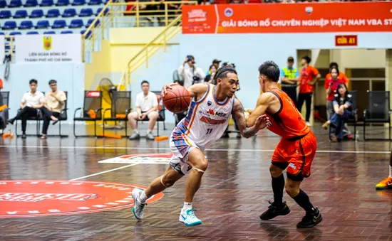 Hanoi Buffaloes giành chiến thắng đầu tiên tại VBA 10