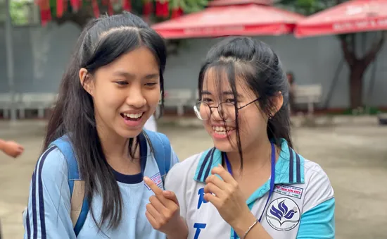 Lan tỏa thông điệp sống vui vẻ, đề thi Văn tạo tâm trạng thoải mái cho thí sinh