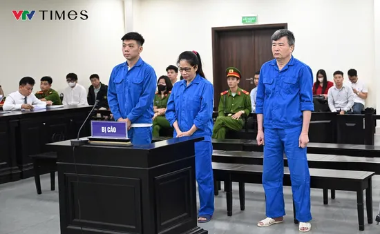 Cựu Vụ phó Nguyễn Lộc An khai: Chủ doanh nghiệp xòe sổ đỏ, bảo ''tặng anh cái nhà''