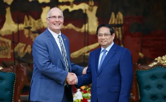 Thủ tướng: Đề nghị các nghị sĩ có tiếng nói với chính quyền Hoa Kỳ để có chính sách thuế quan phù hợp