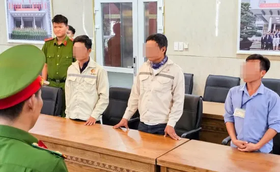 Chôn lấp trái phép 162 tấn chất thải rắn, chỉ huy trưởng công trình cùng 2 nhân viên bị khởi tố
