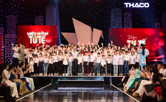 Gala kỷ niệm 10 năm Việc tử tế: Việt Nam tử tế - Một thập kỷ rong ruổi với hàng ngàn câu chuyện về tình người