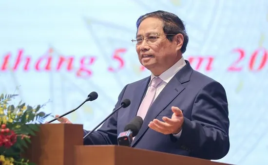 Thủ tướng: Doanh nghiệp cần hoạt động đúng luật, đề cao đạo đức kinh doanh