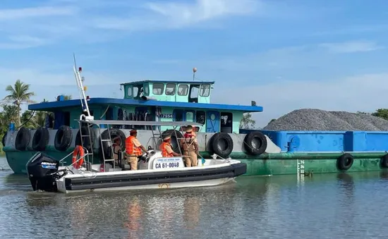 Bình Dương: Ra quân tổng kiểm tra, kiểm soát các phương tiện hút cát, sỏi