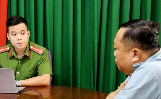Bắt đối tượng làm giả văn bản UBND tỉnh để lừa đảo góp vốn khai thác cát